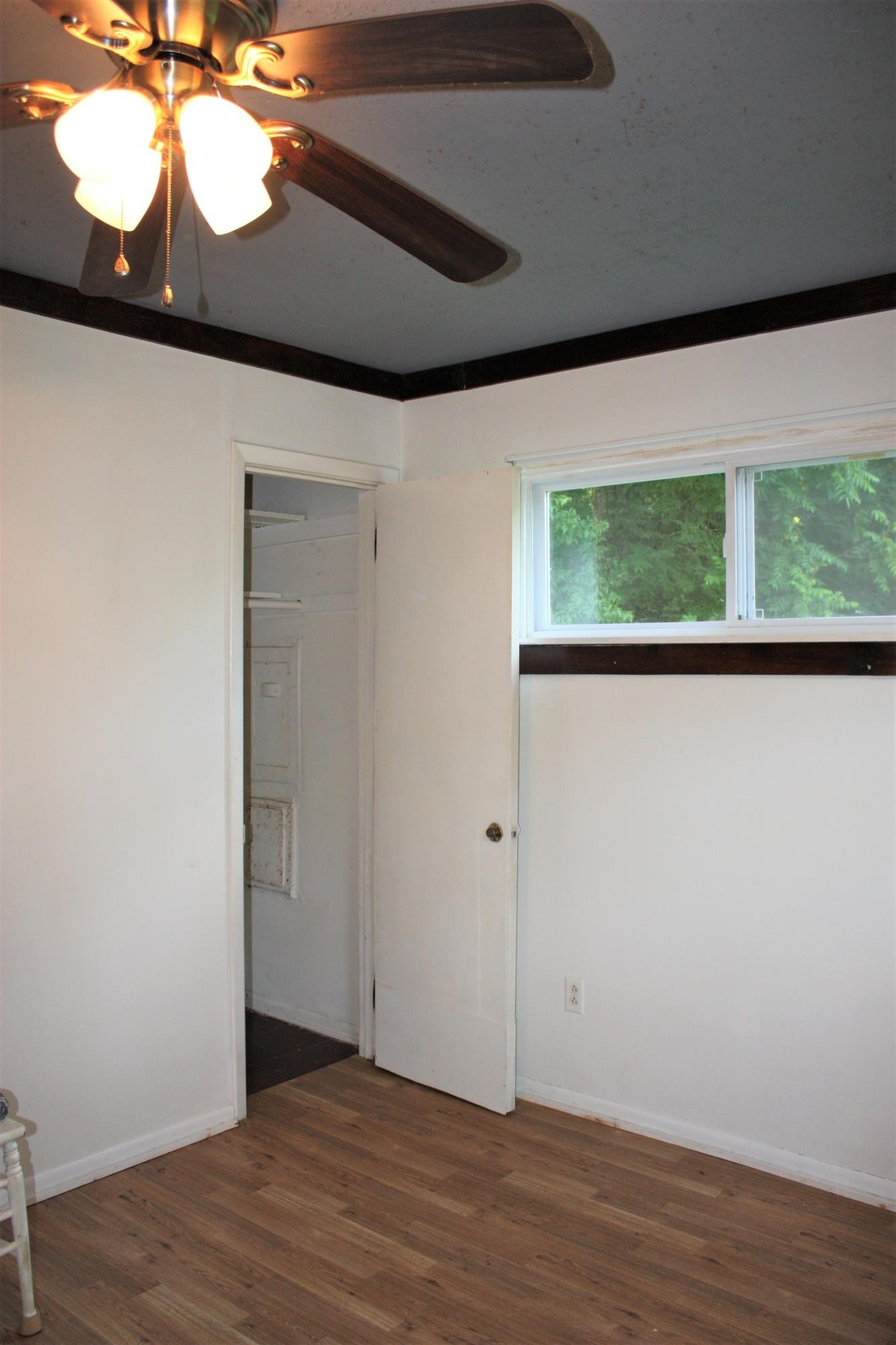 2437 Wayland Road Knoxville, TN 37914 - Photo 13 of 17 Gallery Image 13