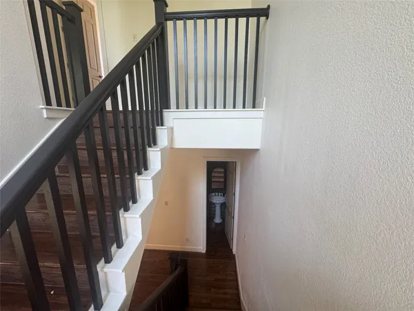 $3,275 | 1605 West 14th Street, Houston, TX 77008