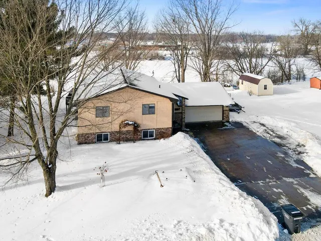 $344,900 | 655 11th Street Southwest, Pine City, MN 55063