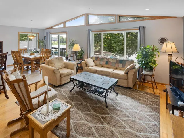 $344,900 | 655 11th Street Southwest, Pine City, MN 55063