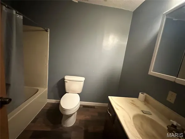 $105,000 | 312 Ra Barry Street, Wyatt, MO 63882