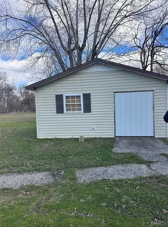 $105,000 | 312 Ra Barry Street, Wyatt, MO 63882