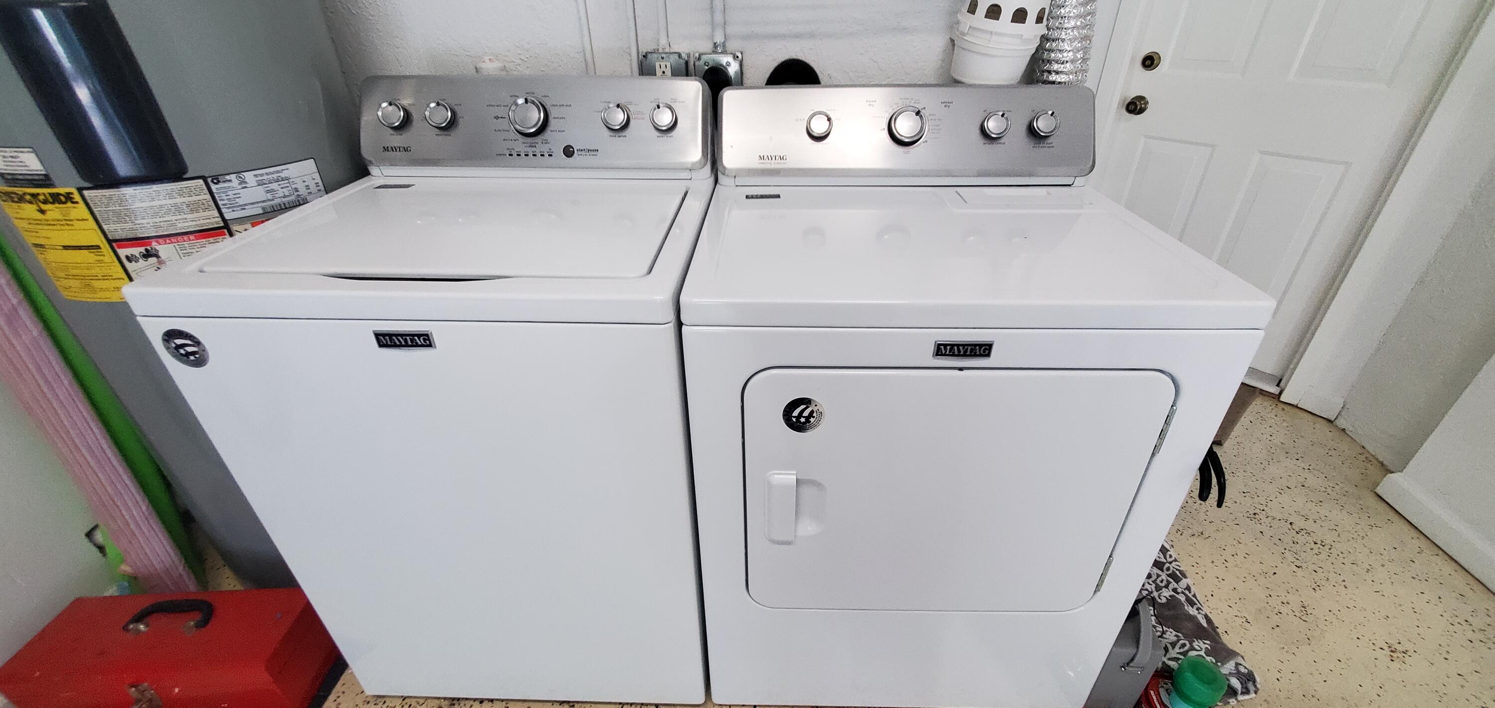 3195 Laurel Ridge Circle Riviera Beach, FL 33404 - Photo 40 of 52 Full size Washer and Dryer