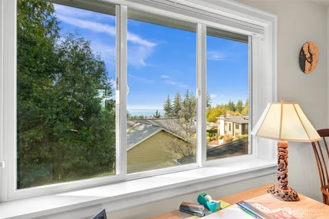 $1,225,000 | 4200 Parkhurst Drive, Bellingham, WA 98229