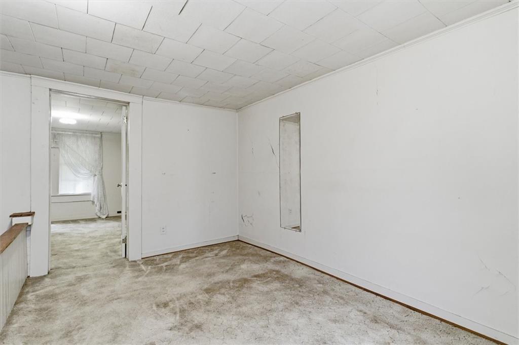 870 Marietta Road Canton, GA 30114 - Photo 20 of 43 an empty room with a empty space