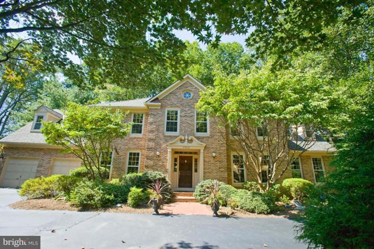 7502 Brickyard Road Potomac, MD 20854 - Photo 1 of 24 Exterior (Main)