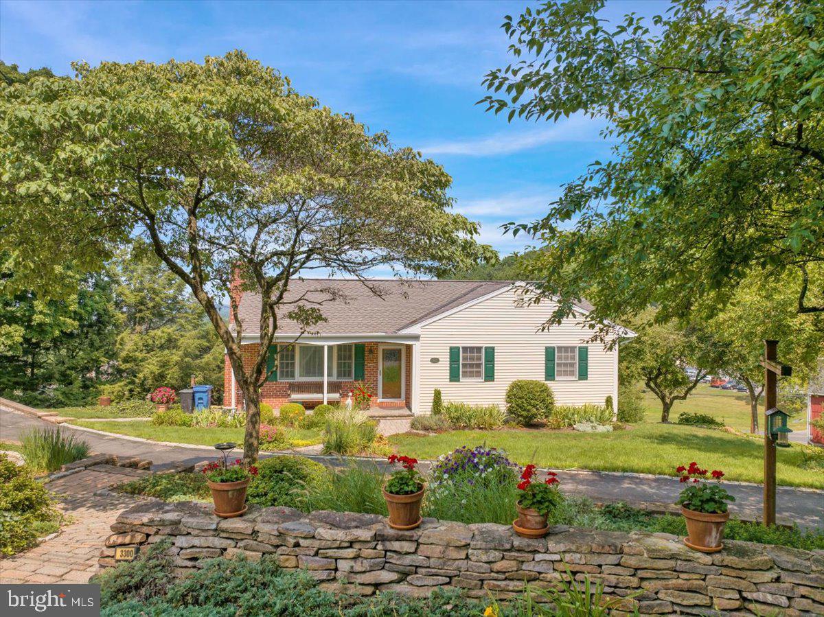 3300 Mannerchor Road Reading, PA 19605 - Photo 2 of 48 Gallery Image 2