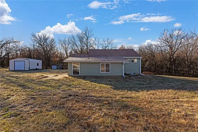 $290,000 | 17405 East 228th Street, Harrisonville, MO 64701
