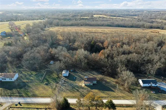 $290,000 | 17405 East 228th Street, Harrisonville, MO 64701