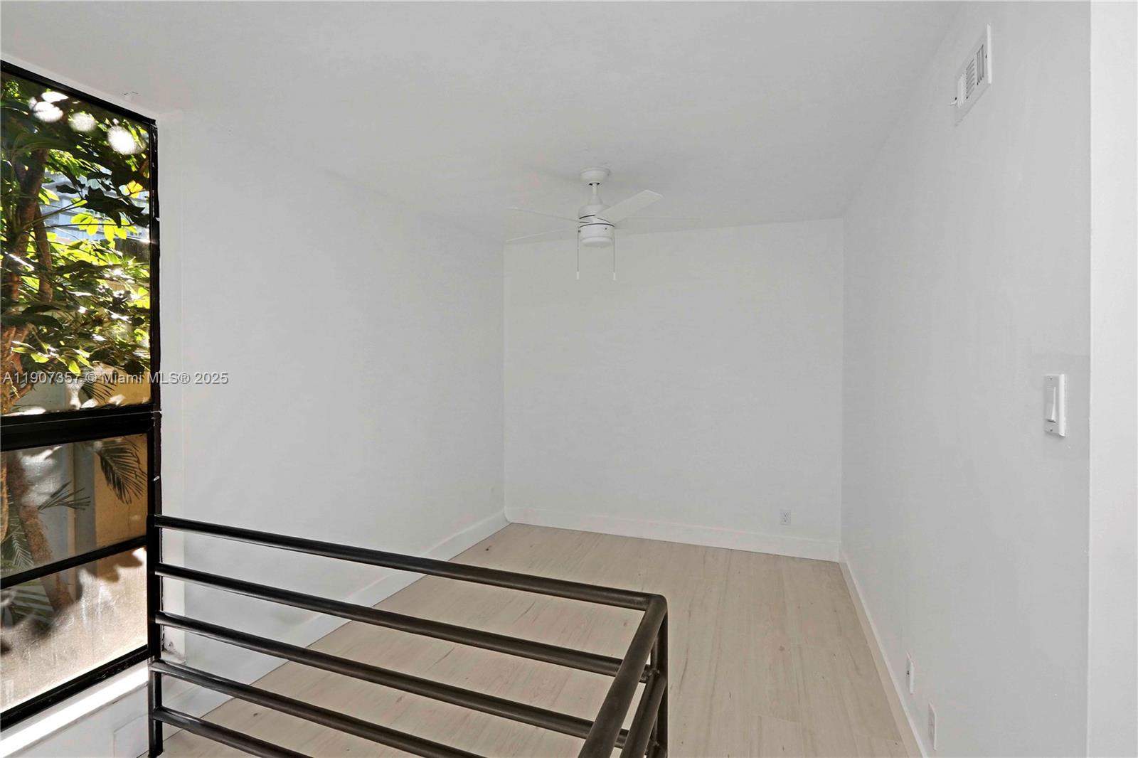 2778 Day Avenue, Unit 2 Miami, FL 33133 - Photo 15 of 21 a view of wooden floor