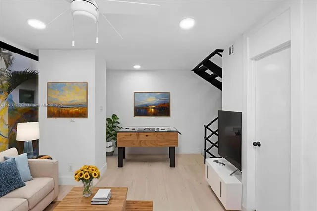 $849,000 | 2778 Day Avenue, Unit 2, Miami, FL 33133