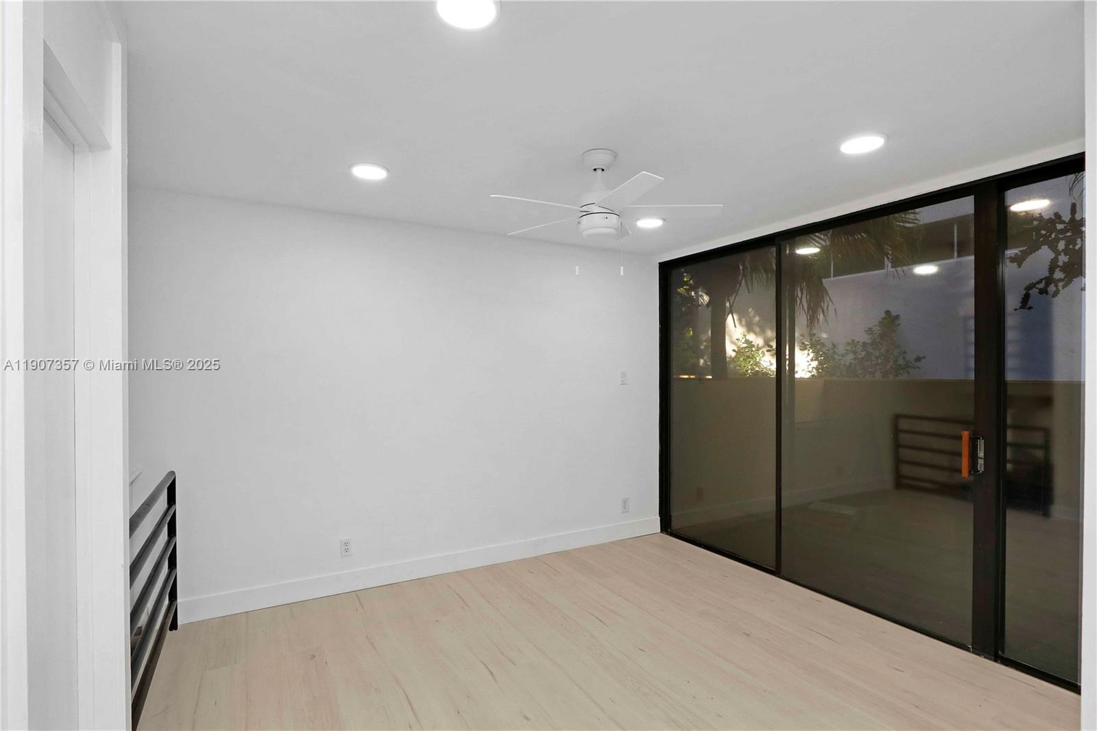 2778 Day Avenue, Unit 2 Miami, FL 33133 - Photo 7 of 21 a view of an empty room