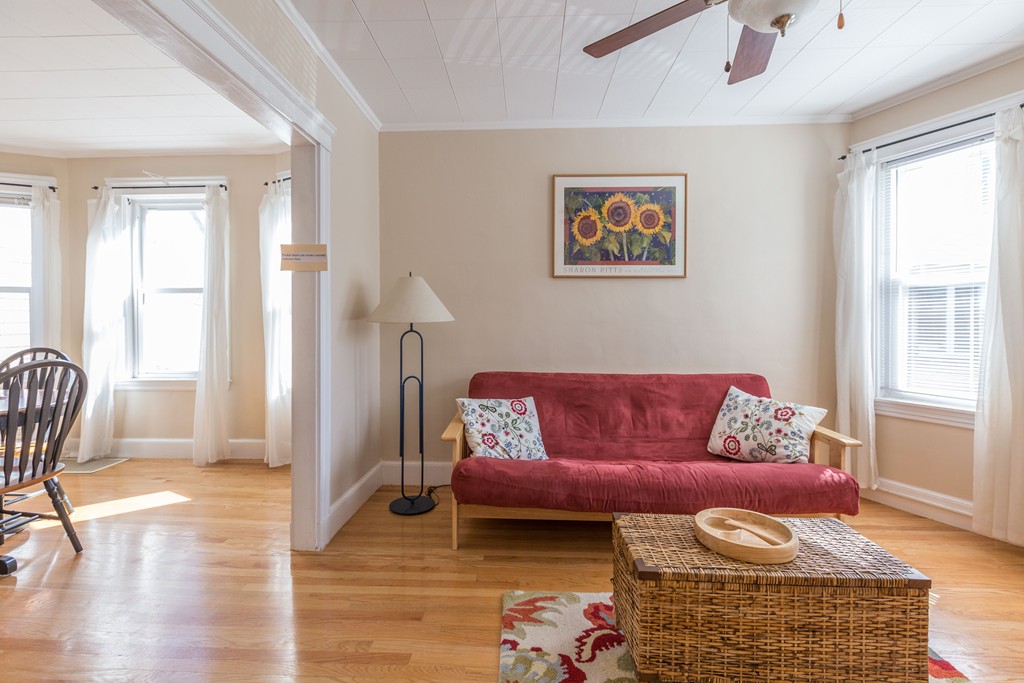 8 Rindgefield Street Cambridge, MA 02140 - Photo 9 of 24 Gallery Image 9