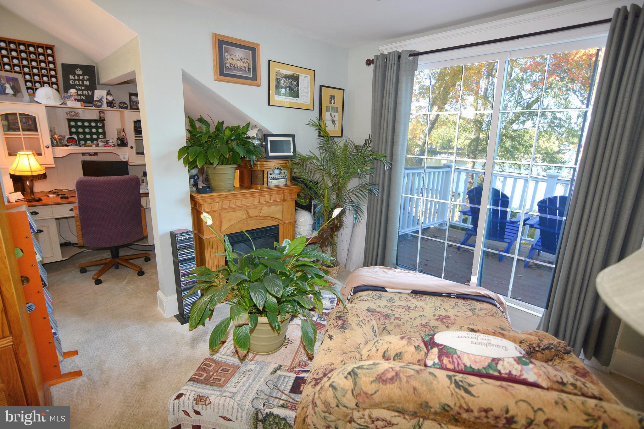 1308 N Road Pasadena, MD 21122 - Photo 25 of 30 Office or den on upper level has doors to balcony