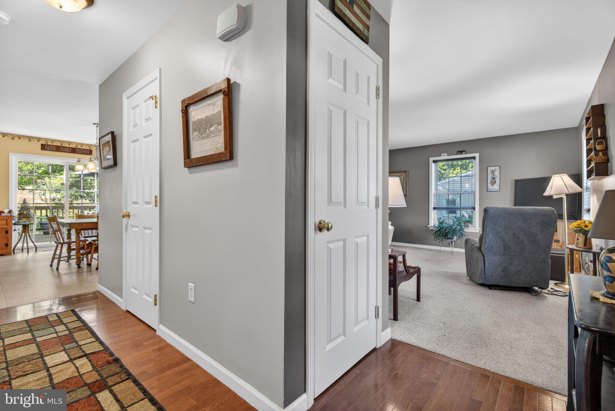 1419 Drager Road Columbia, PA 17512 - Photo 7 of 41