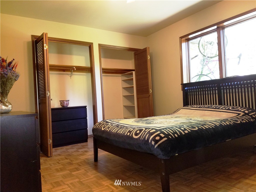 7118 Fiske Road Clinton, WA 98236 - Photo 13 of 24 Gallery Image 13