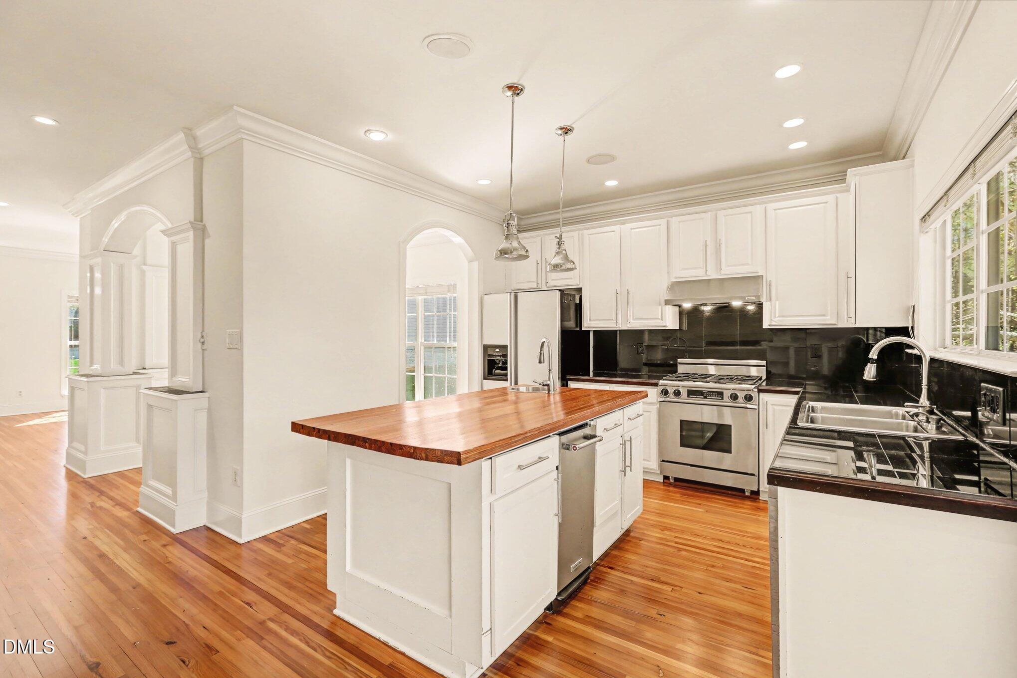 5324 Arete Way Raleigh, NC 27607 - Photo 9 of 32 012_file_6779