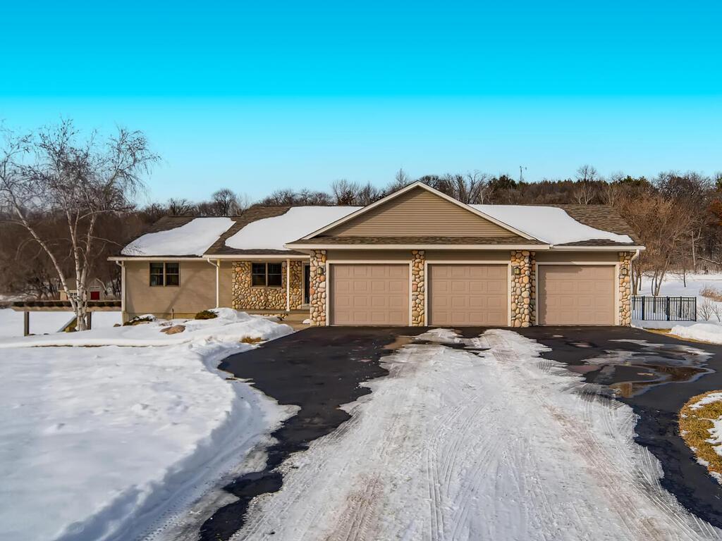 548 Gilbert Road Hudson, WI 54016 - Photo 1 of 1 Gallery Image 1