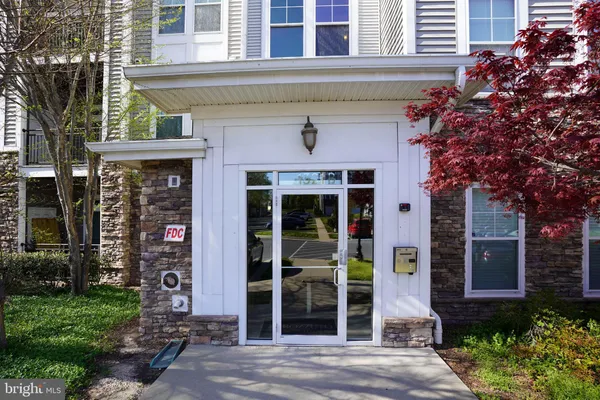 $179,500 | 1321 Karen Boulevard, Unit 208, Capitol Heights, MD 20743