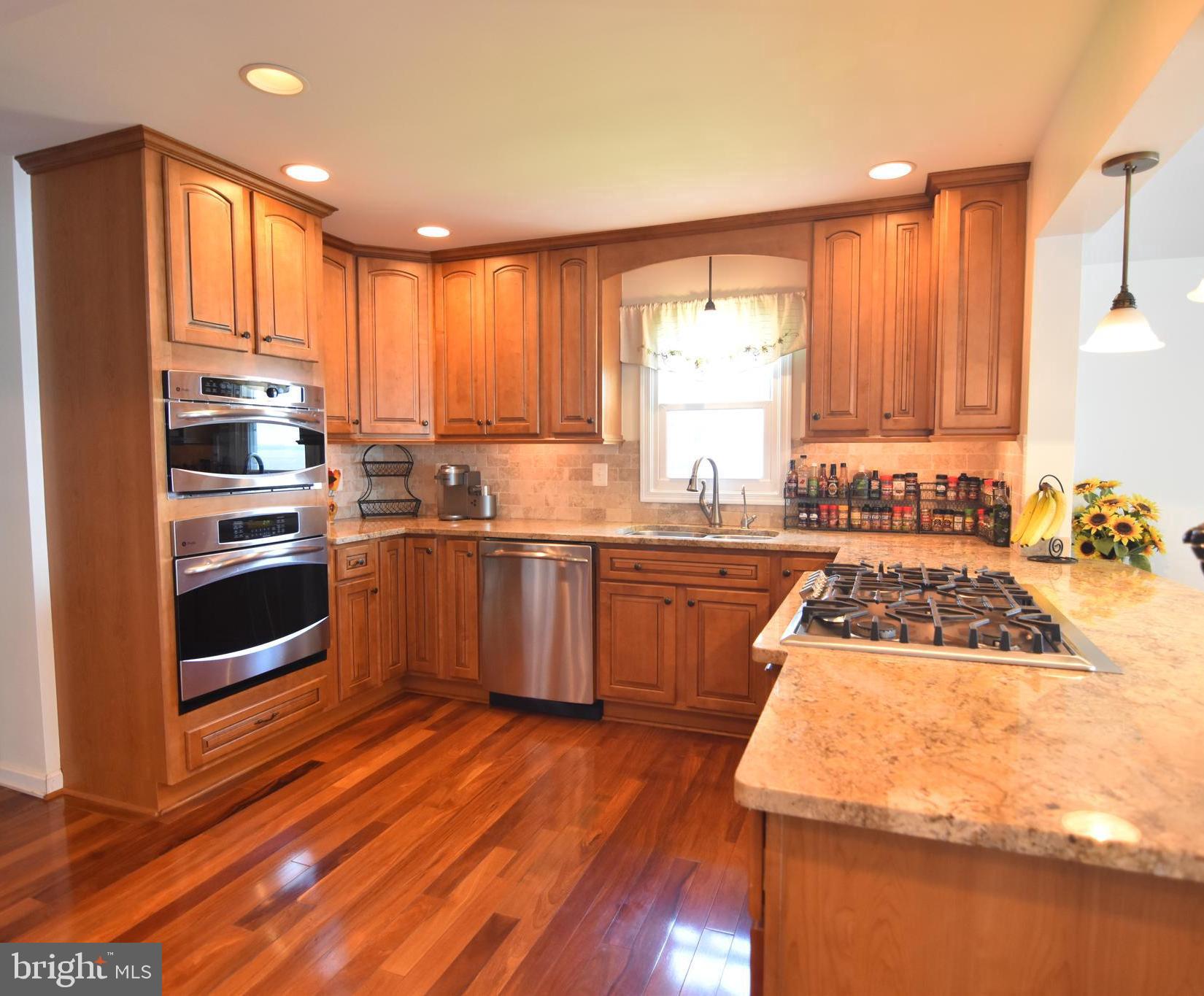 43166 Riverside Drive Hollywood, MD 20636 - Photo 11 of 82 Remodeled kitchen