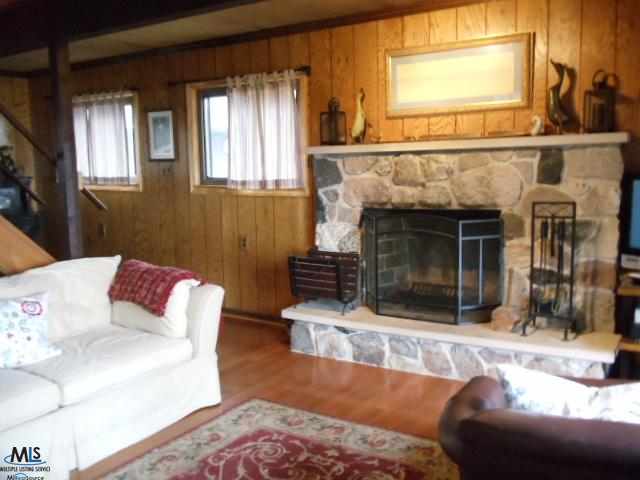 6166 Lakeshore Road Palms, MI 48465 - Photo 5 of 23 31132580-4.JPG