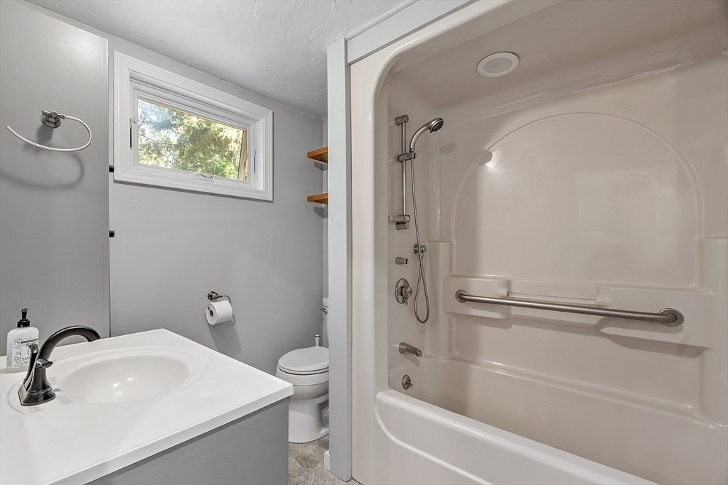 172 Olean Street Worcester, MA 01602 - Photo 27 of 42