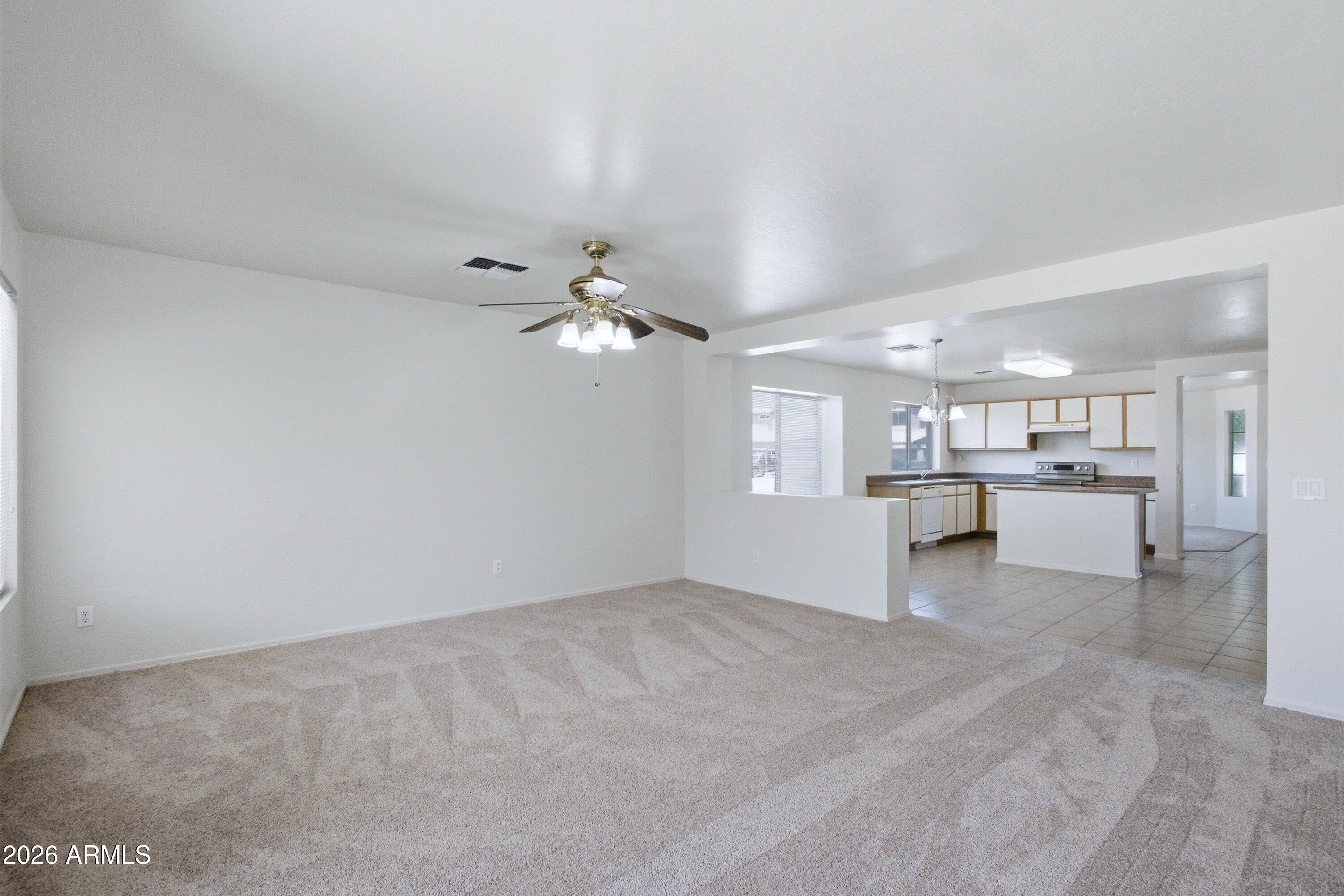 2933 West Maldonado Road Phoenix, AZ 85041 - Photo 12 of 27