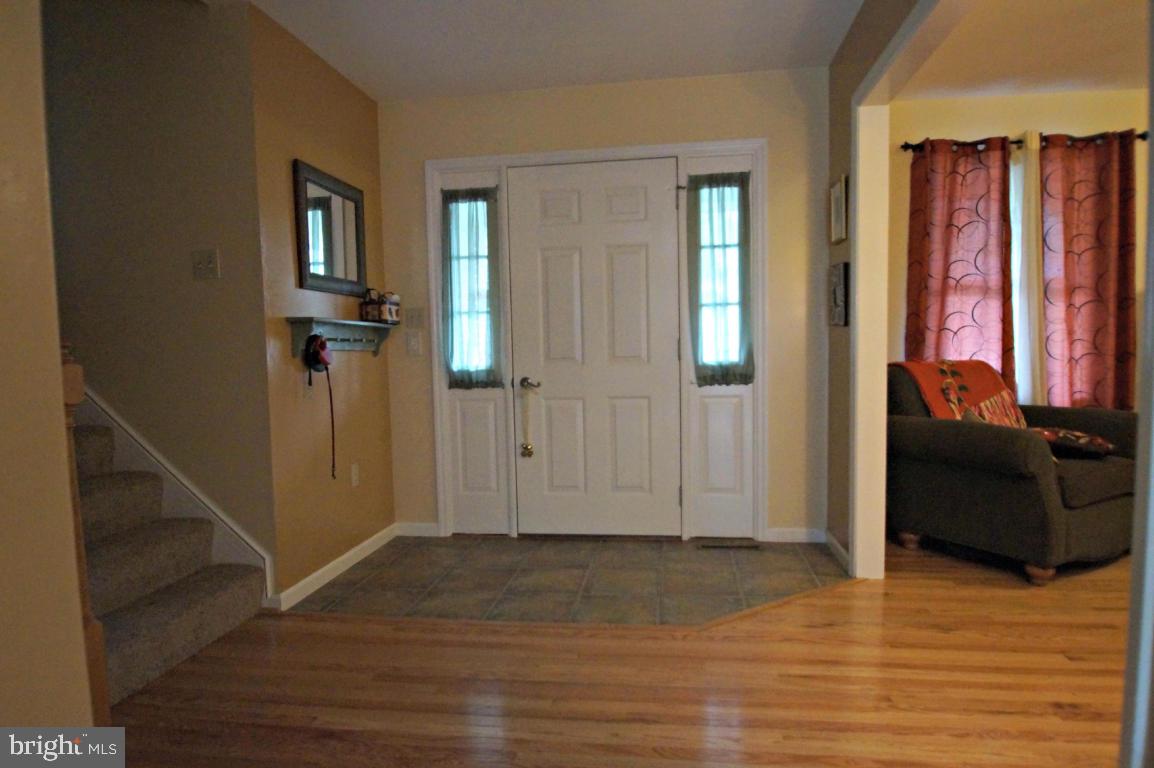 9 Paddock Drive Lititz, PA 17543 - Photo 3 of 26