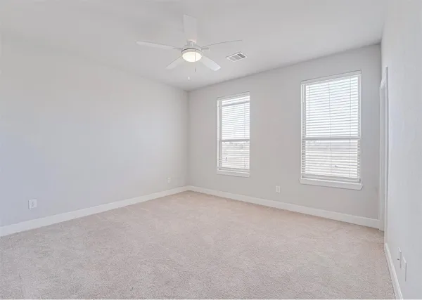 $2,000 | 389 North Centro Circle, Unit B, Shenandoah, TX 77385