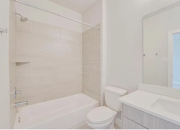 $2,000 | 389 North Centro Circle, Unit B, Shenandoah, TX 77385