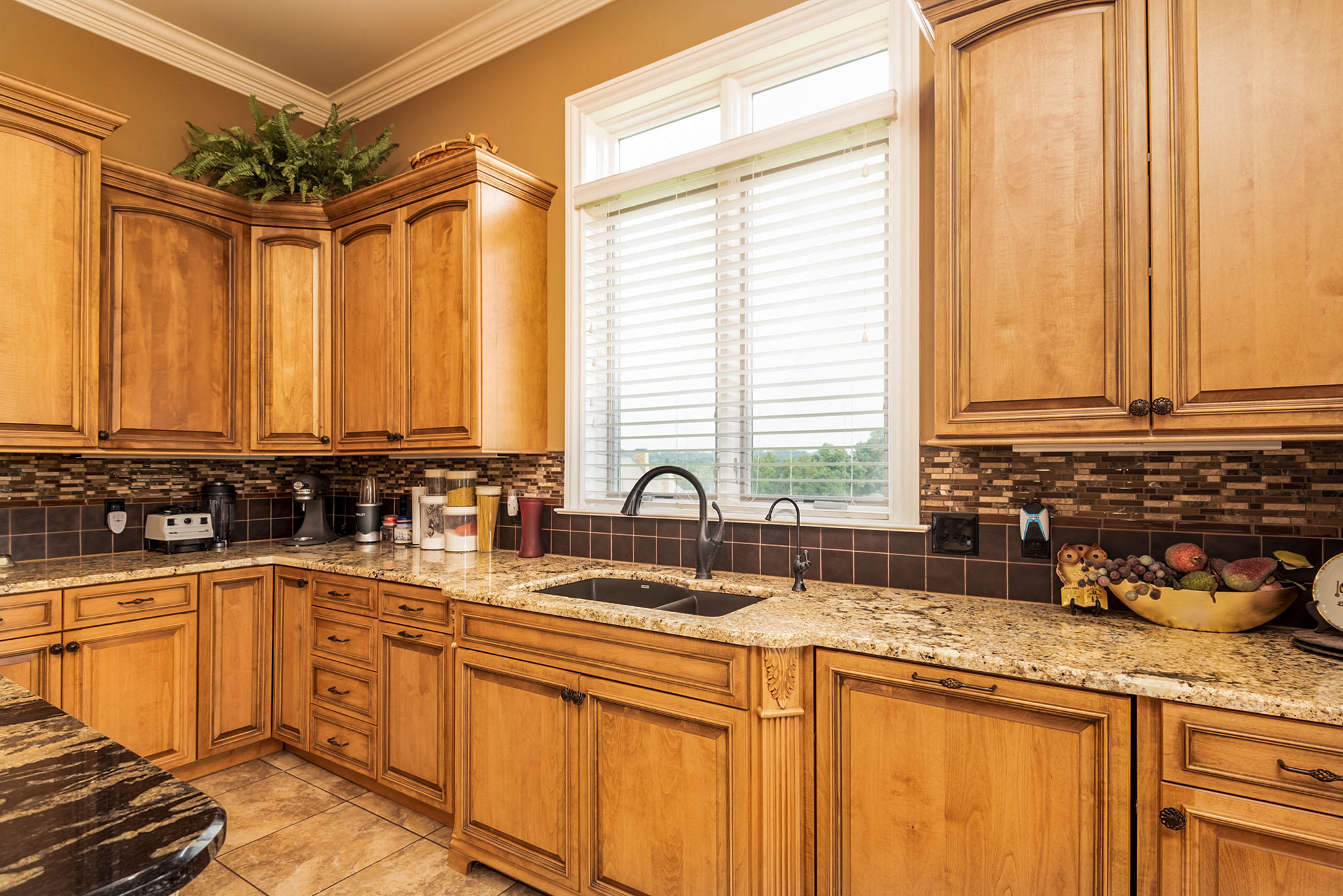 608 Barnsley Road Knoxville, TN 37934 - Photo 8 of 40 608_Barnsley_113
