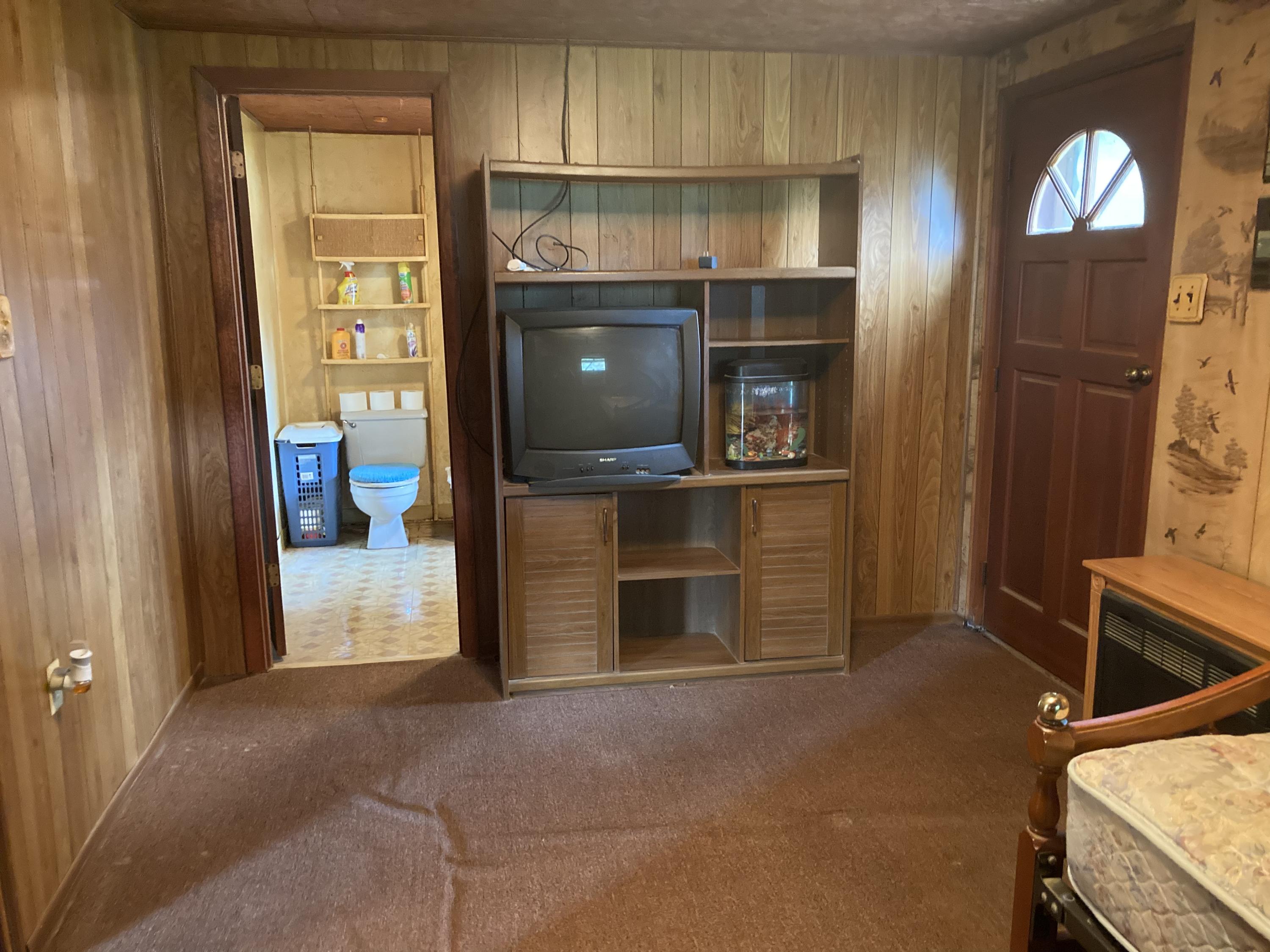 812 Chadwell Road Kingsport, TN 37660 - Photo 15 of 38 A7C48E13-3525-424D-BC76-47913A2F519F