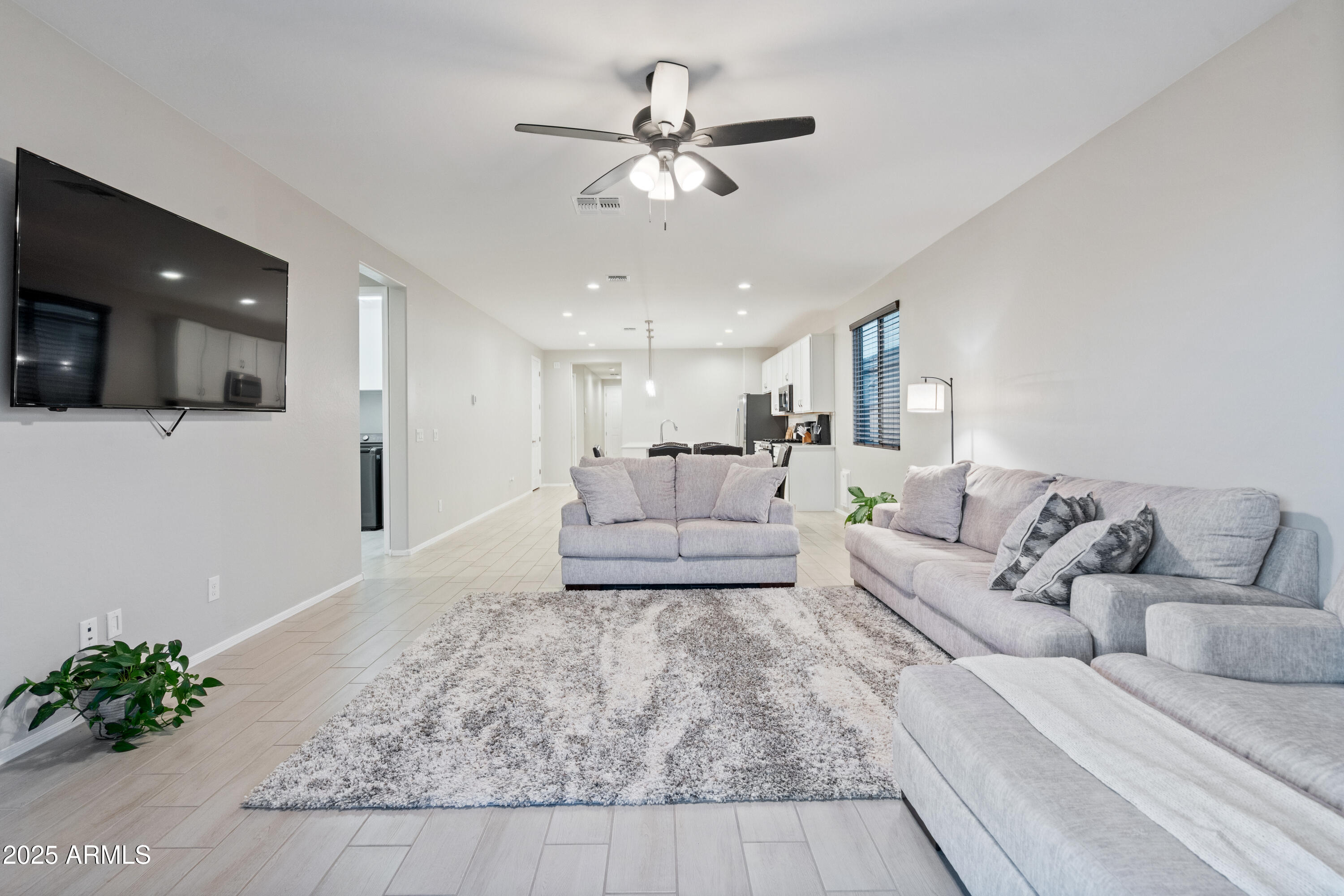 17829 West Red Fox Road Surprise, AZ 85387 - Photo 5 of 28 Living Room