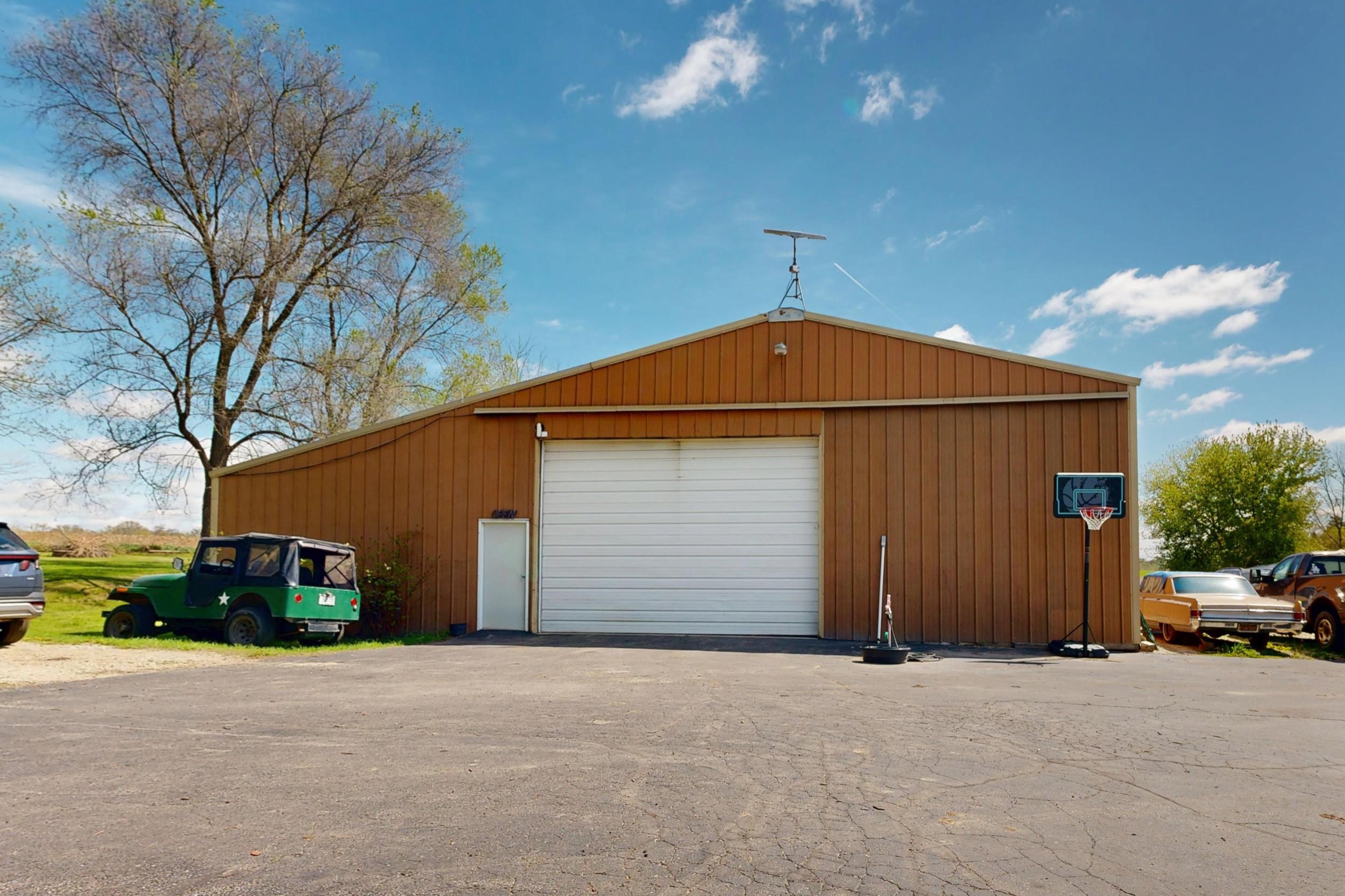 N2312 County Rd J Fort Atkinson, WI 53538 - Photo 36 of 43