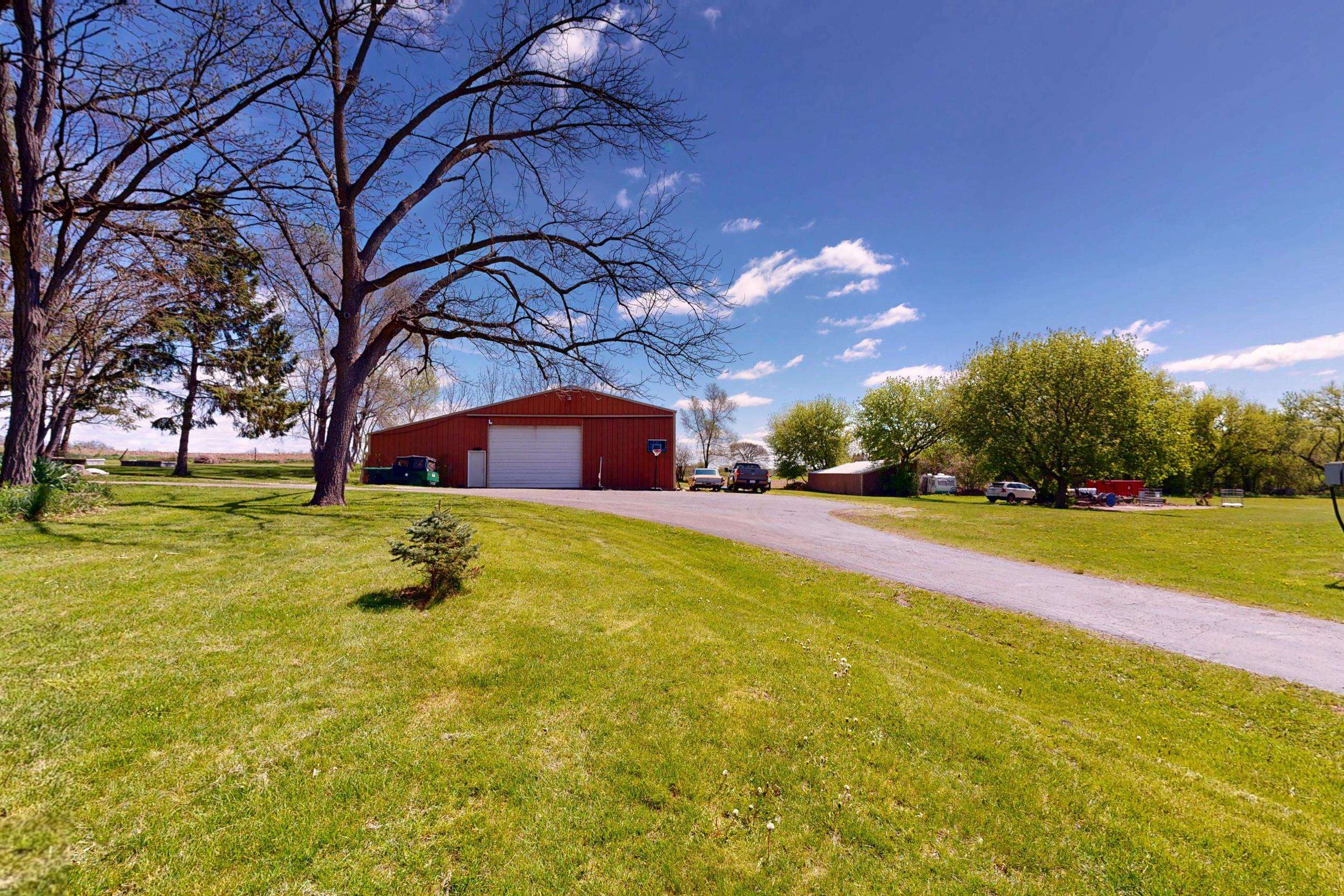 N2312 County Rd J Fort Atkinson, WI 53538 - Photo 40 of 43