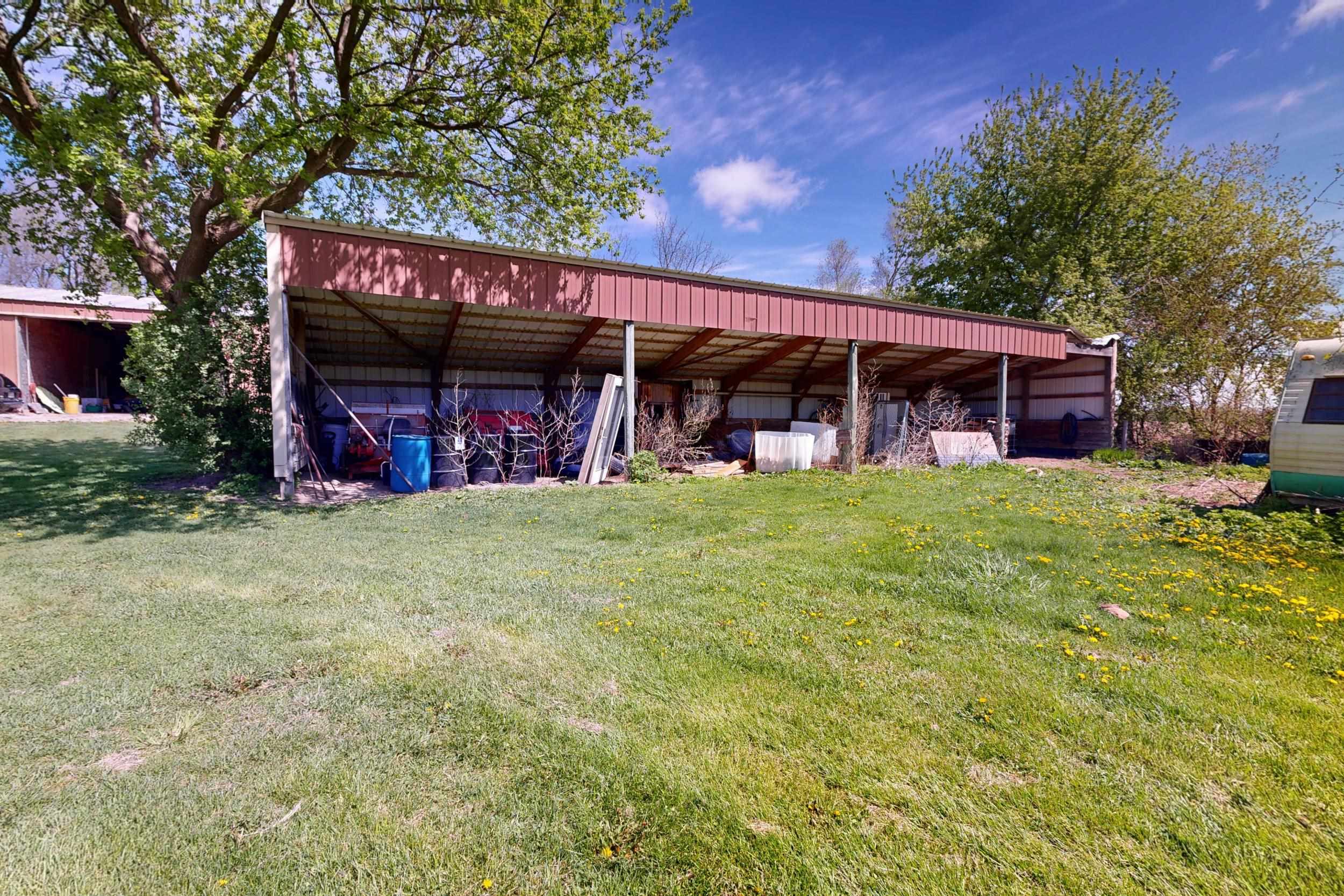 N2312 County Rd J Fort Atkinson, WI 53538 - Photo 41 of 43