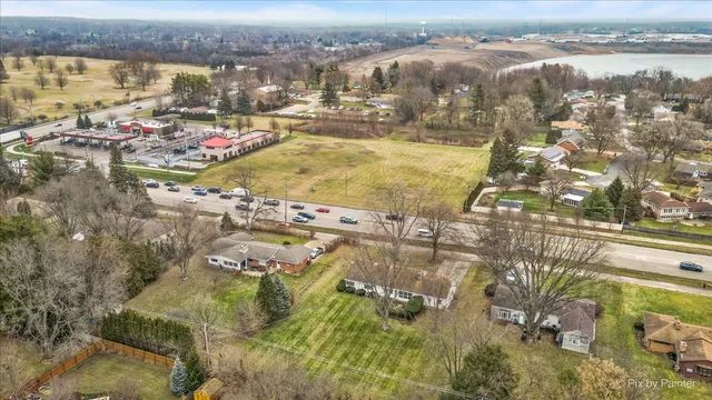 $399,900 | 123 Dundee Avenue, East Dundee, IL 60118