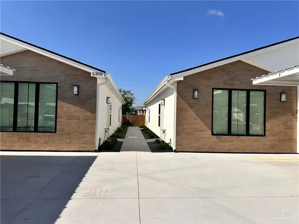 $1,500 | 2308 East San Andrea Street, Unit 4, Edinburg, TX 78542