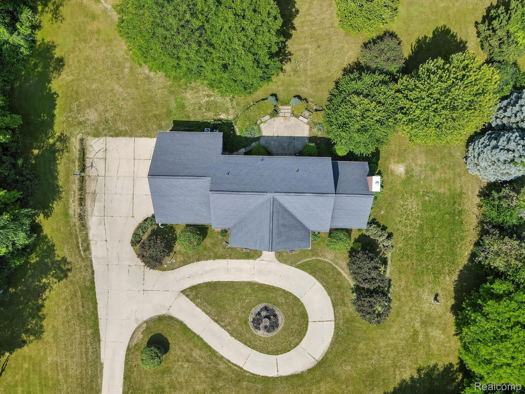 1693 Townsend Road Leonard, MI 48367 - Photo 35 of 38 Gallery Image 35