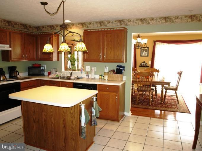 201 Carolstowne Road Reisterstown, MD 21136 - Photo 9 of 25 Kitchen #2