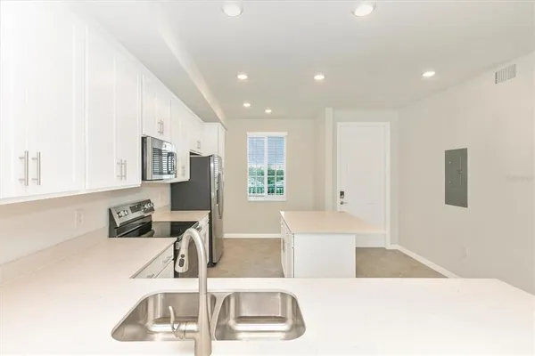 $2,400 | 12320 Wellen Golf Street, Unit 305, Venice, FL 34293
