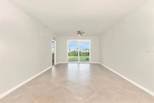 $2,400 | 12320 Wellen Golf Street, Unit 305, Venice, FL 34293
