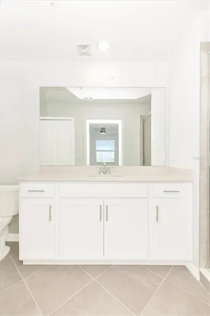 $2,400 | 12320 Wellen Golf Street, Unit 305, Venice, FL 34293