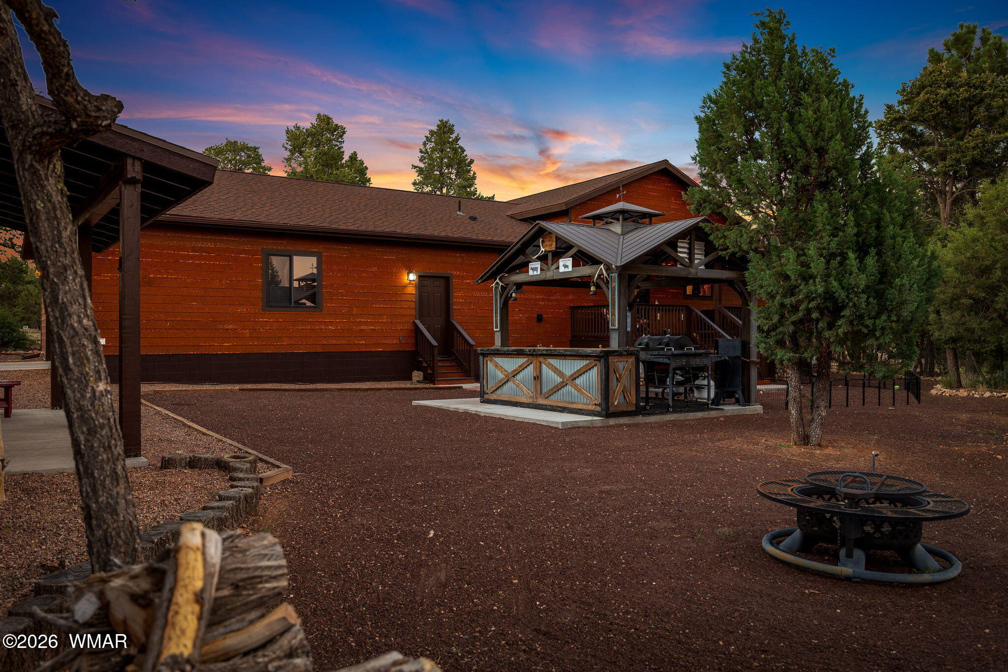 2207 4 Point Circle Overgaard, AZ 85933 - Photo 4 of 48