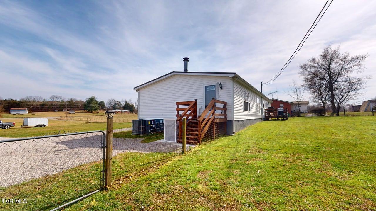 4250 North Mohawk Road Mohawk, TN 37810 - Photo 6 of 51 4250-N-Mohawk-Rd-HW-03052026_095954