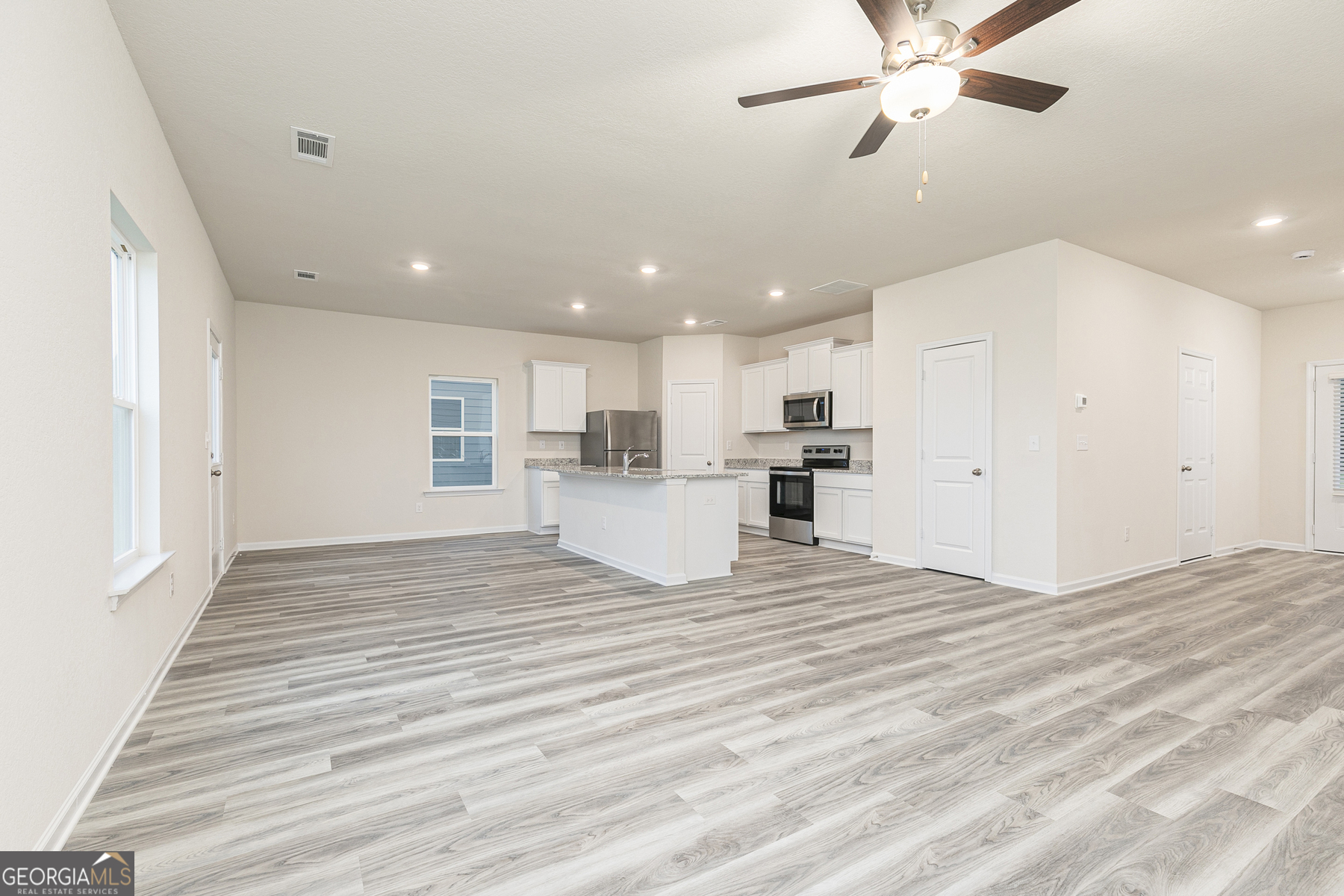 505 Plant Road Conyers, GA 30013 - Photo 6 of 25