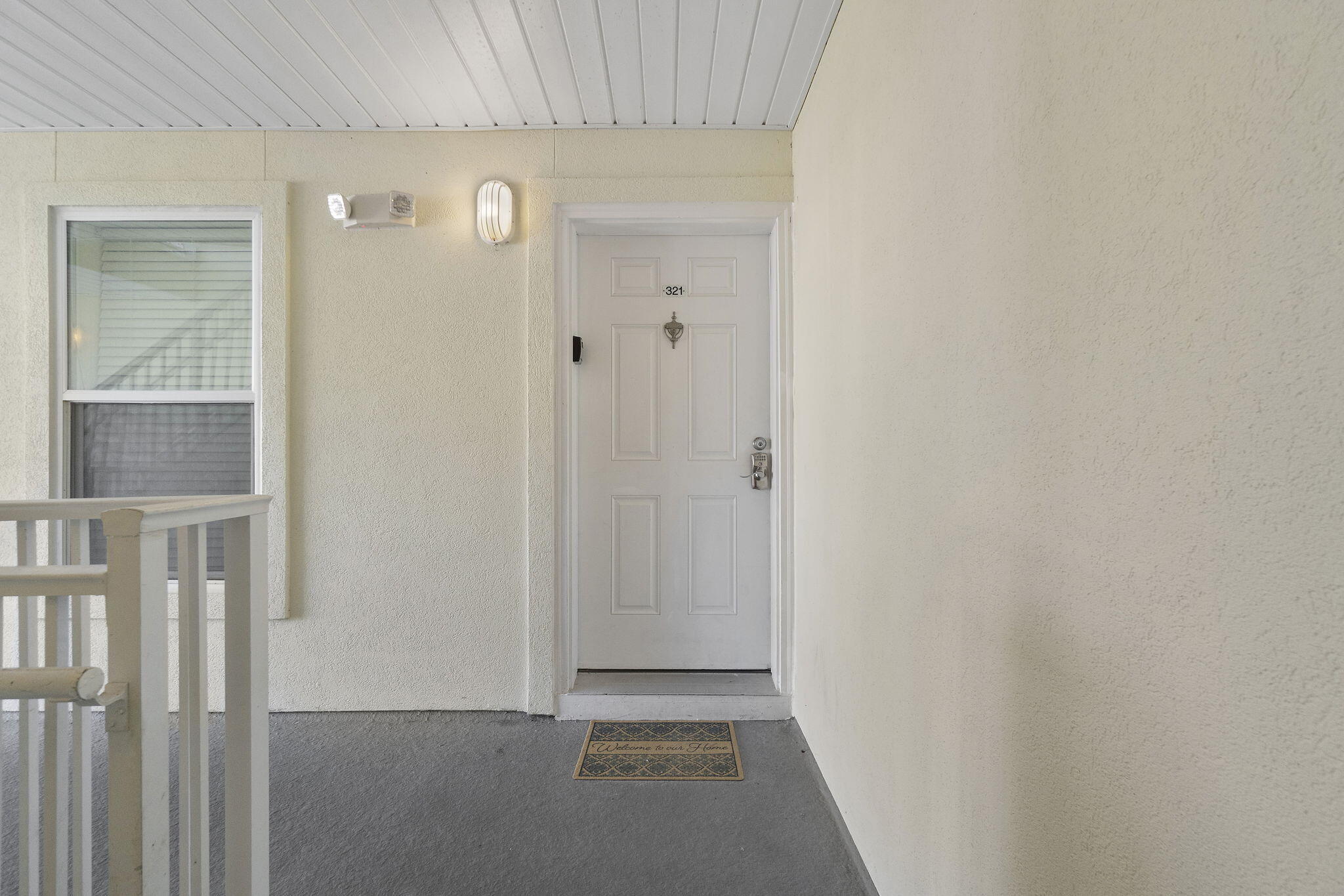 8436 Gulf Boulevard, Unit 321 Navarre, FL 32566 - Photo 13 of 57 Welcome In