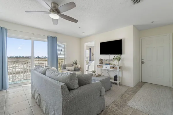 $450,000 | 8436 Gulf Boulevard, Unit 321, Navarre, FL 32566