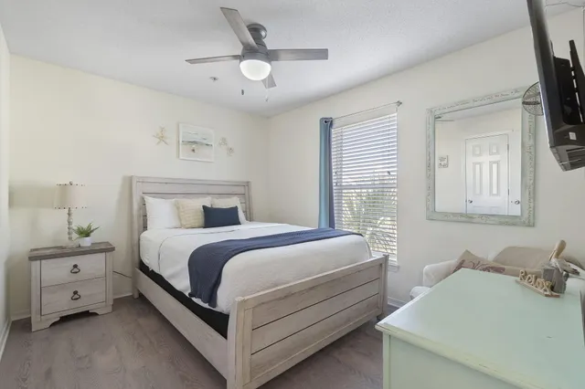 $450,000 | 8436 Gulf Boulevard, Unit 321, Navarre, FL 32566