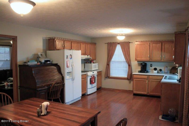 75 Bewley Road Vine Grove, KY 40175 - Photo 5 of 23 IMG_3719
